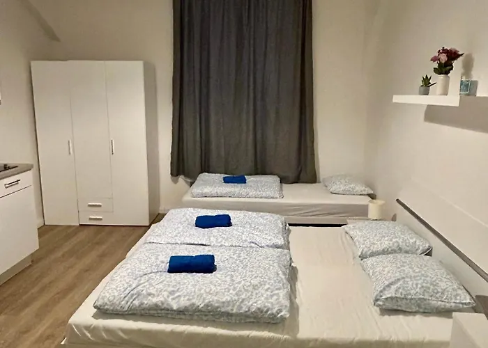 Cozy Budget By F&s