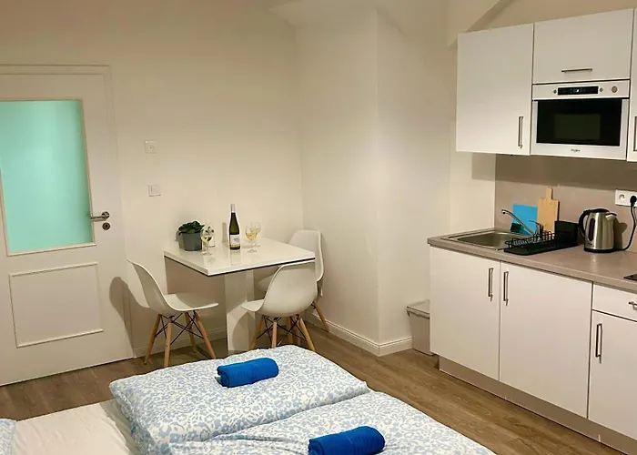 Cozy Budget By F&s *